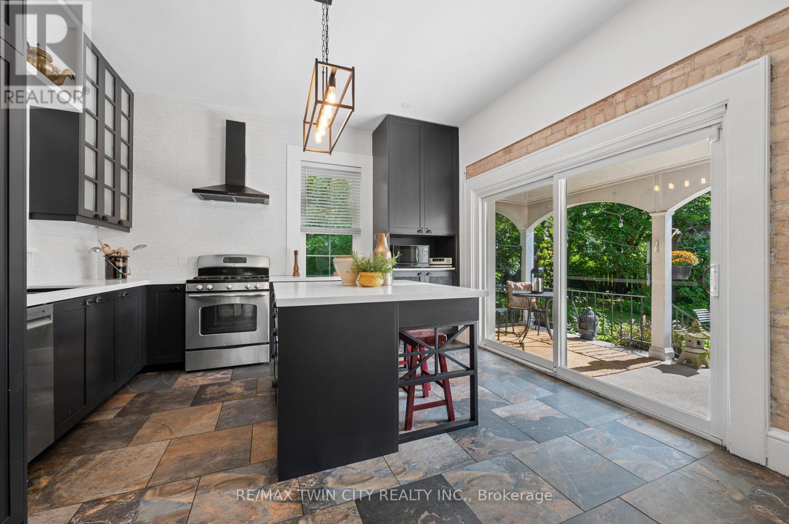 66 Park Hill Road E, Cambridge, Ontario  N1R 1P7 - Photo 9 - X13751386