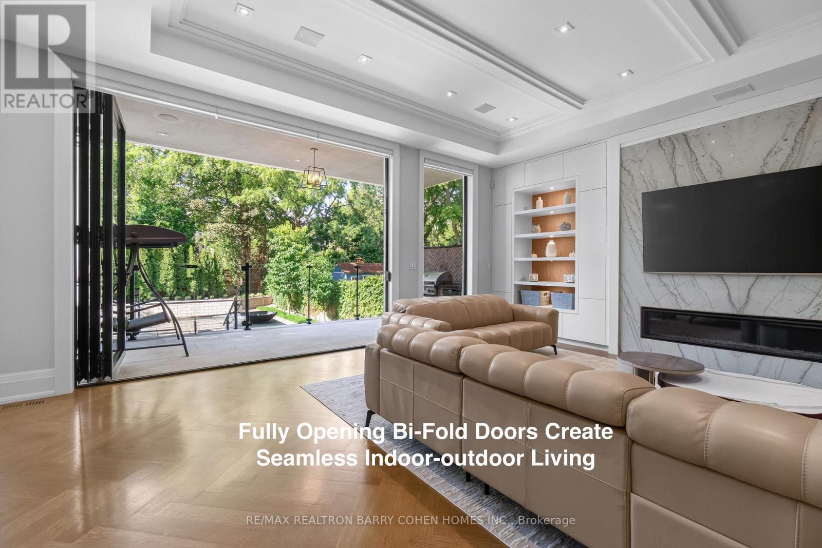 154 Yonge Boulevard, Toronto, Ontario  M5M 3H4 - Photo 12 - C13722918