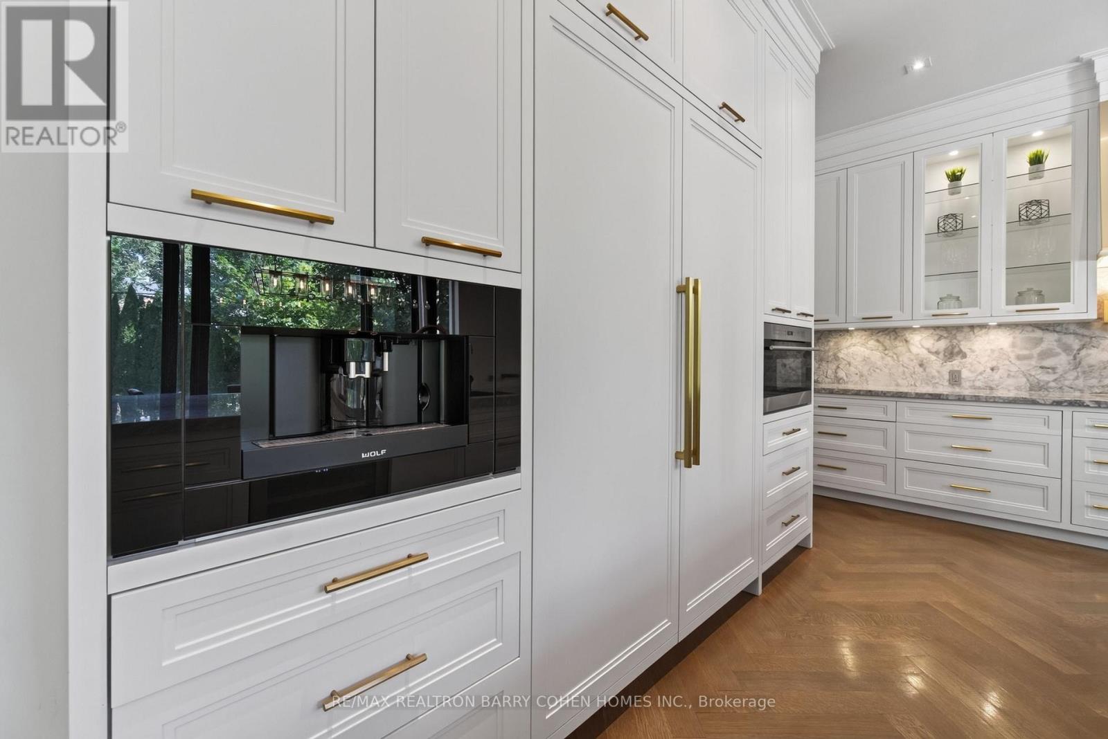 154 Yonge Boulevard, Toronto, Ontario  M5M 3H4 - Photo 16 - C13722918