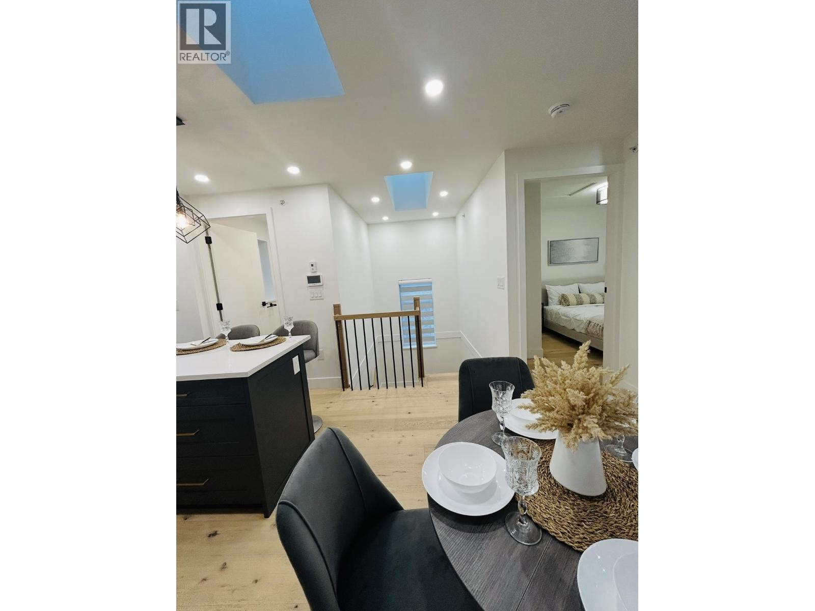 5447 Killarney Street, Vancouver, British Columbia  V5R 3W3 - Photo 9 - R3160914