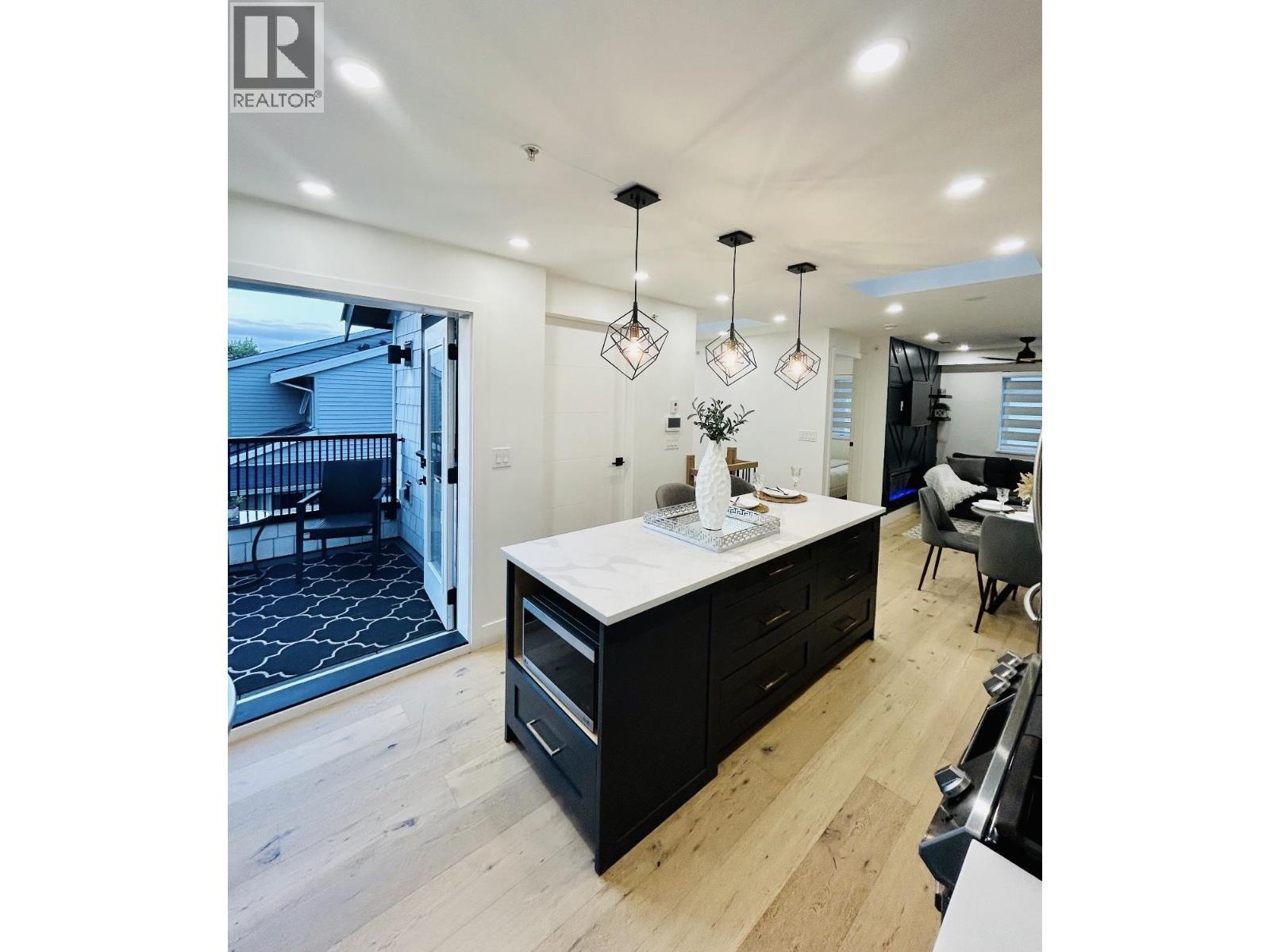 5447 Killarney Street, Vancouver, British Columbia  V5R 3W3 - Photo 5 - R3160914