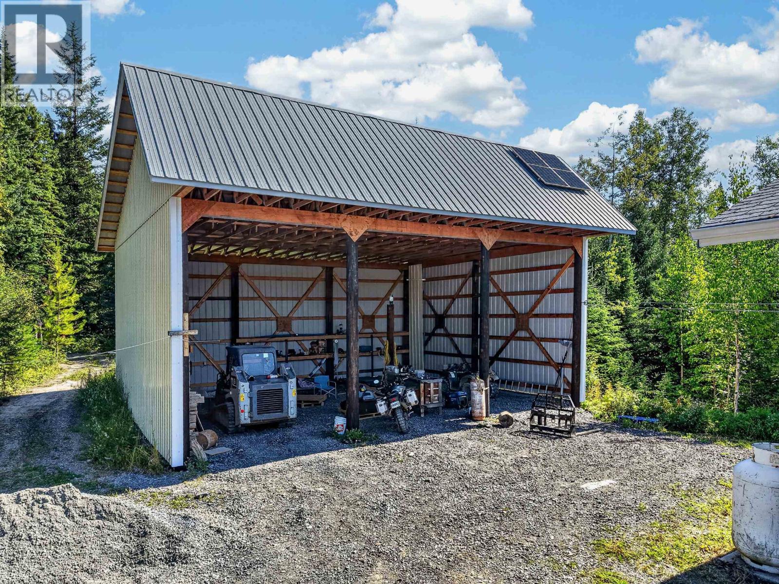 24905 Beaver Forest Road, Shelley, British Columbia  V2K 5X7 - Photo 17 - R3162048