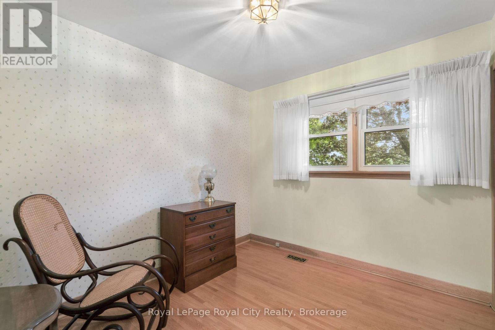 62 Rodney Boulevard, Guelph (Dovercliffe Park/old University), Ontario  N1G 2H3 - Photo 20 - X13751546