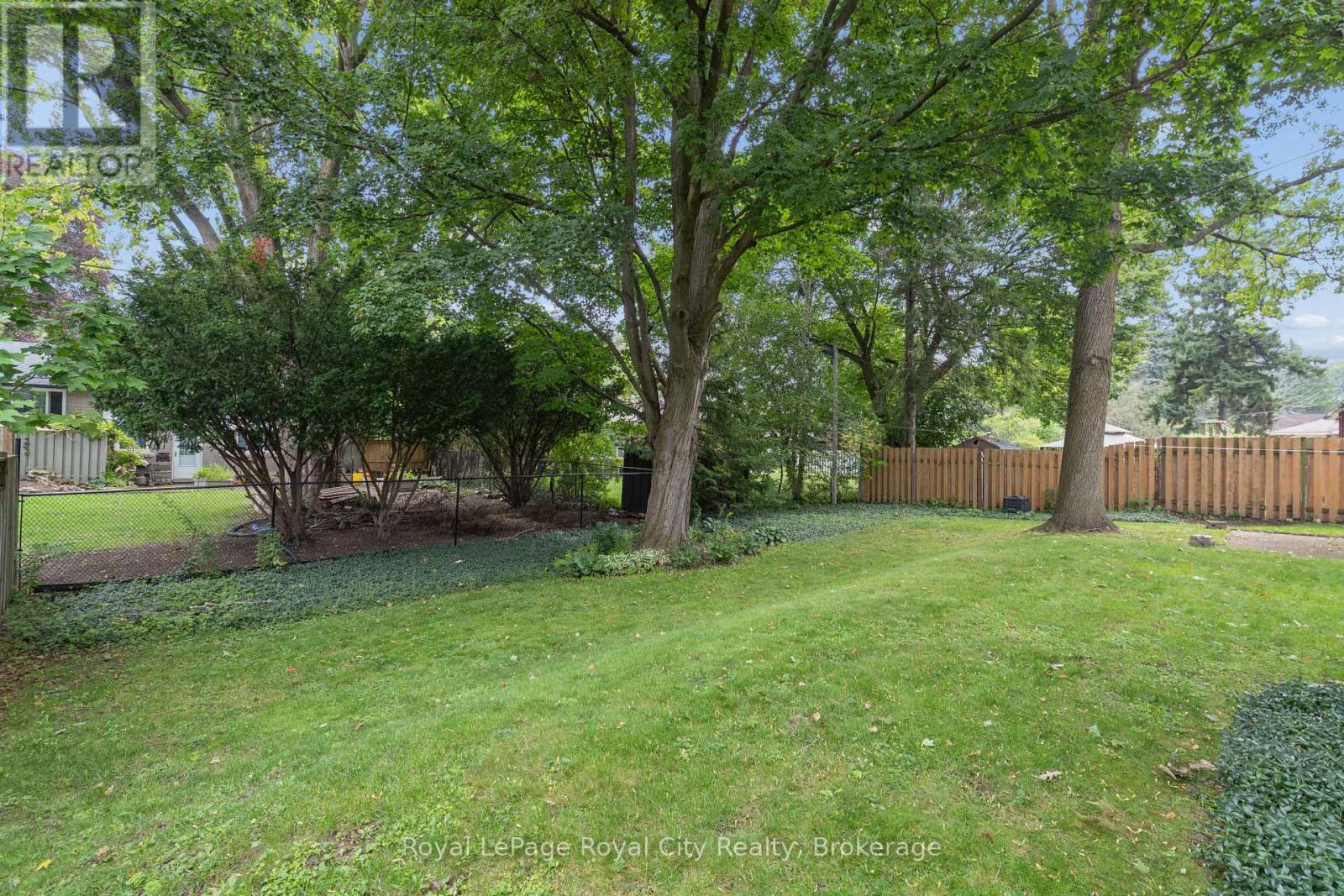 62 Rodney Boulevard, Guelph (Dovercliffe Park/old University), Ontario  N1G 2H3 - Photo 30 - X13751546