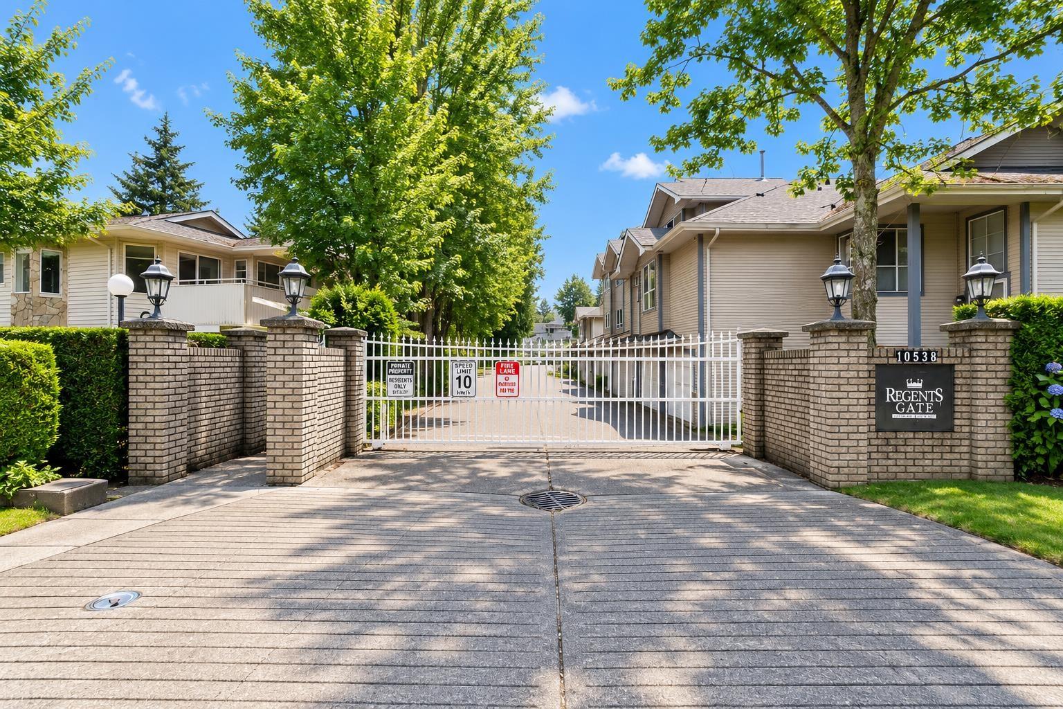 104 10538 153 Street, Surrey, British Columbia  V3R 0G6 - Photo 2 - R3162057