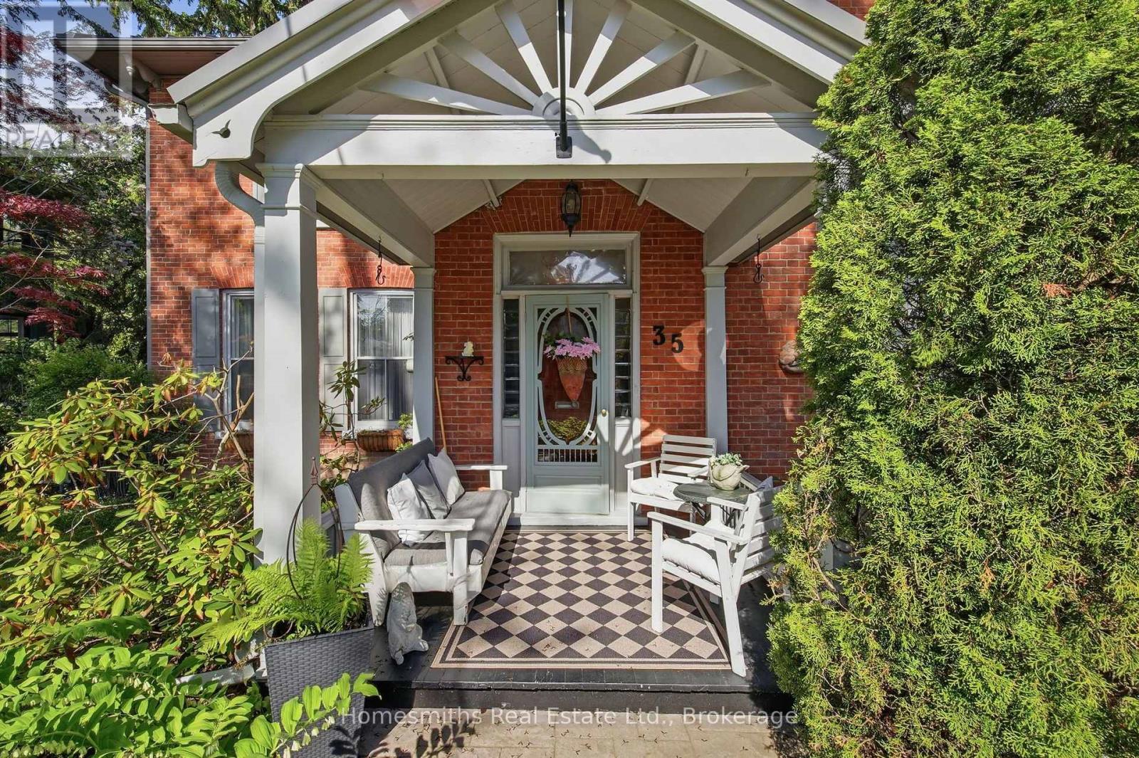 35 Beech Avenue, Clarington, Ontario  L1C 3A1 - Photo 3 - E13751504