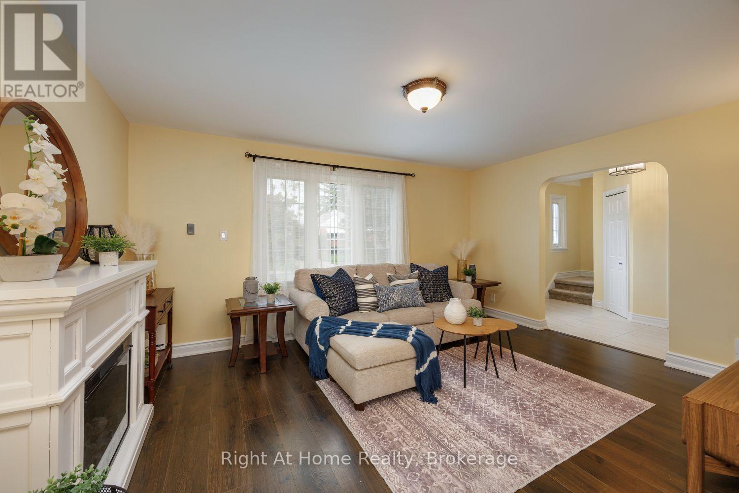128 Lasalle Avenue, Oshawa, Ontario  L1H 5Y5 - Photo 12 - E13751554