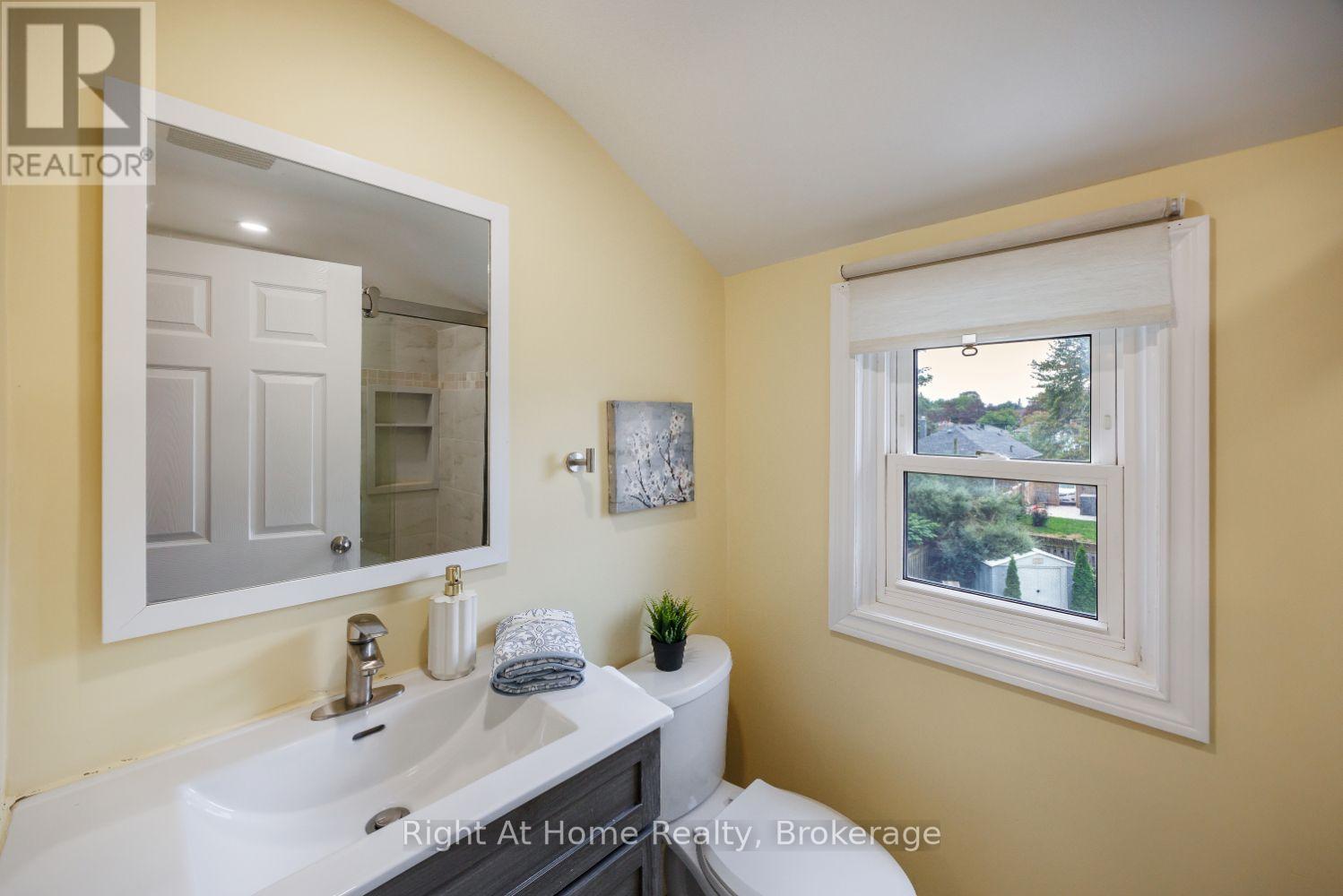 128 Lasalle Avenue, Oshawa, Ontario  L1H 5Y5 - Photo 26 - E13751554