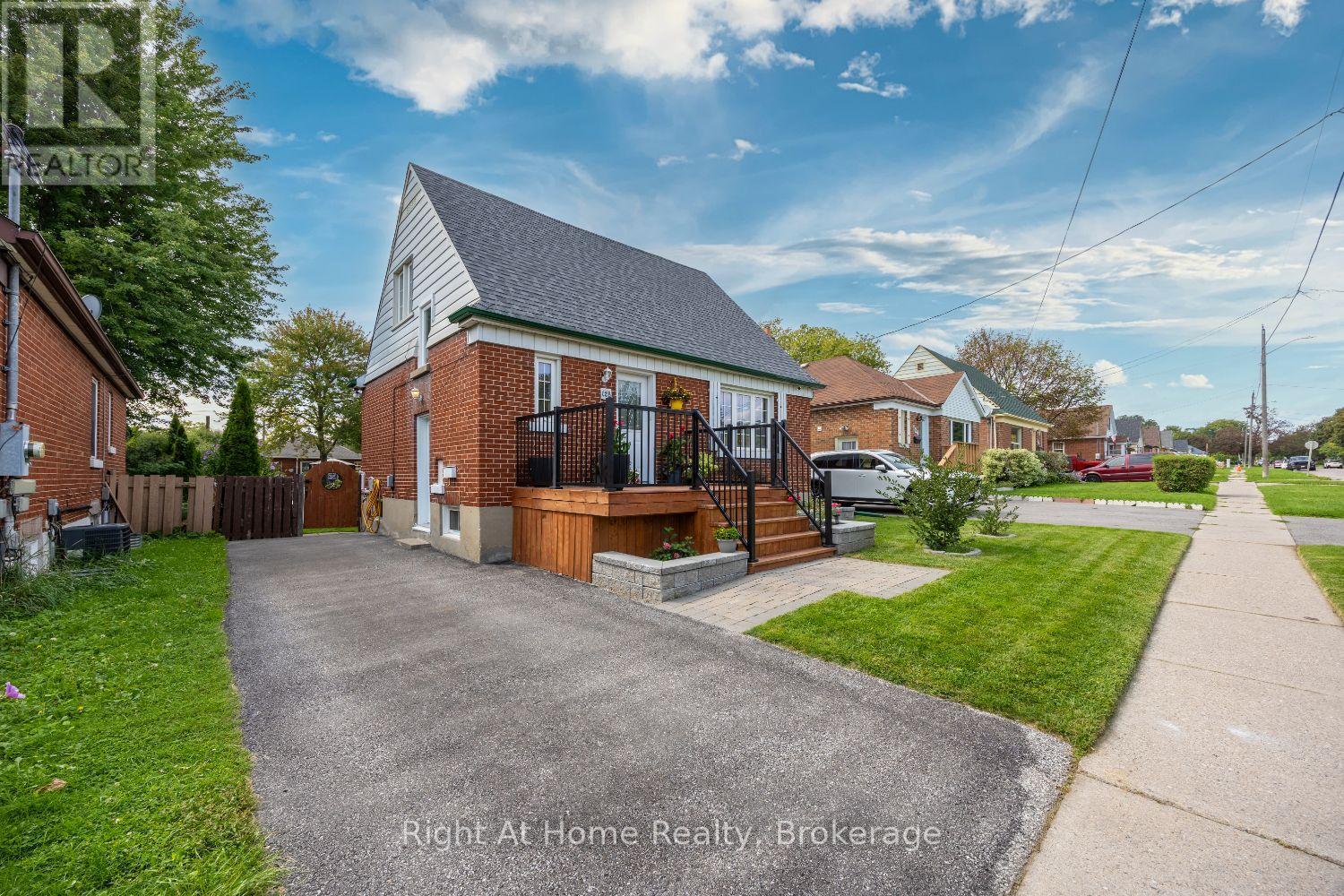 128 Lasalle Avenue, Oshawa, Ontario  L1H 5Y5 - Photo 3 - E13751554
