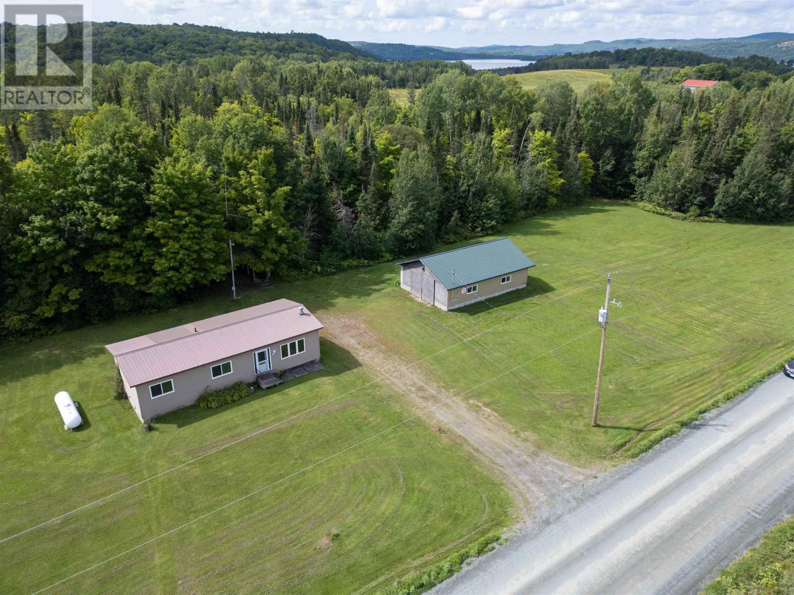 2129 Centre Line Rd, Bruce Mines, Ontario  P0R 1C0 - Photo 39 - SM262429