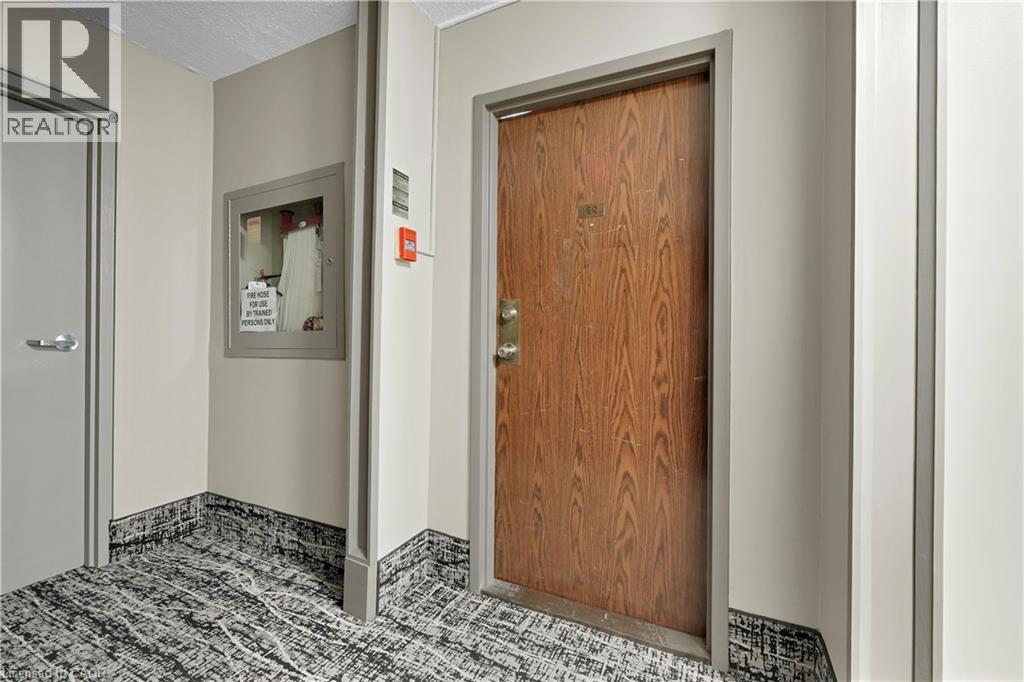 25 Kensington Road Unit# 1612, Brampton, Ontario  L6T 3W8 - Photo 6 - 40859499