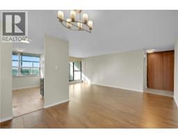 25 KENSINGTON Road Unit# 1612, brampton, Ontario