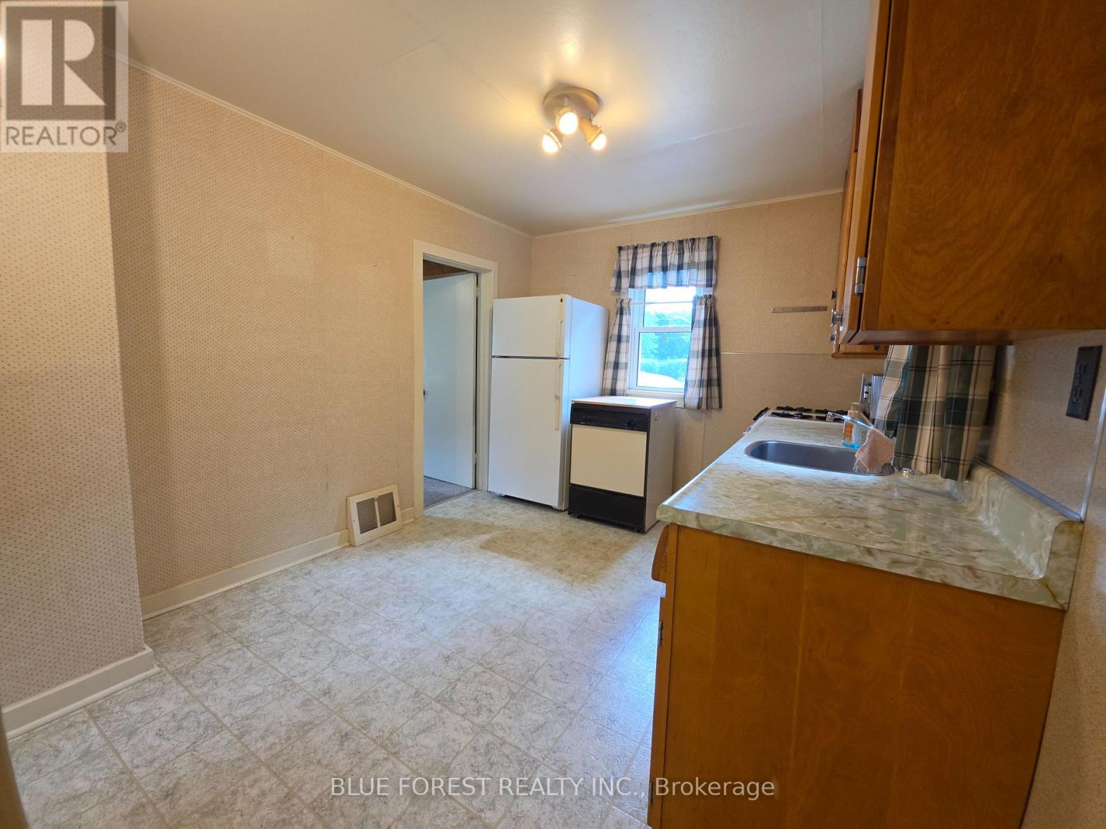 228 Flora Street, West Elgin, Ontario  N0L 2C0 - Photo 24 - X13751510