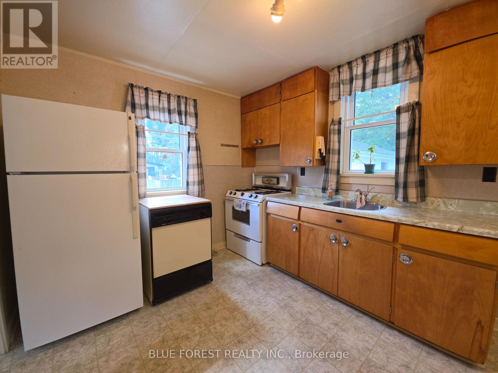 228 Flora Street, West Elgin, Ontario  N0L 2C0 - Photo 25 - X13751510