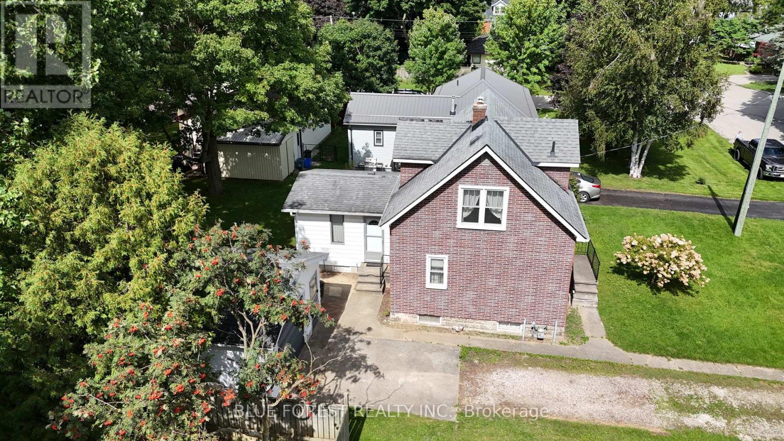 228 Flora Street, West Elgin, Ontario  N0L 2C0 - Photo 3 - X13751510