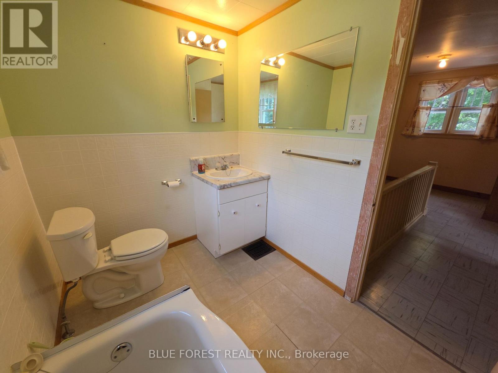 228 Flora Street, West Elgin, Ontario  N0L 2C0 - Photo 42 - X13751510