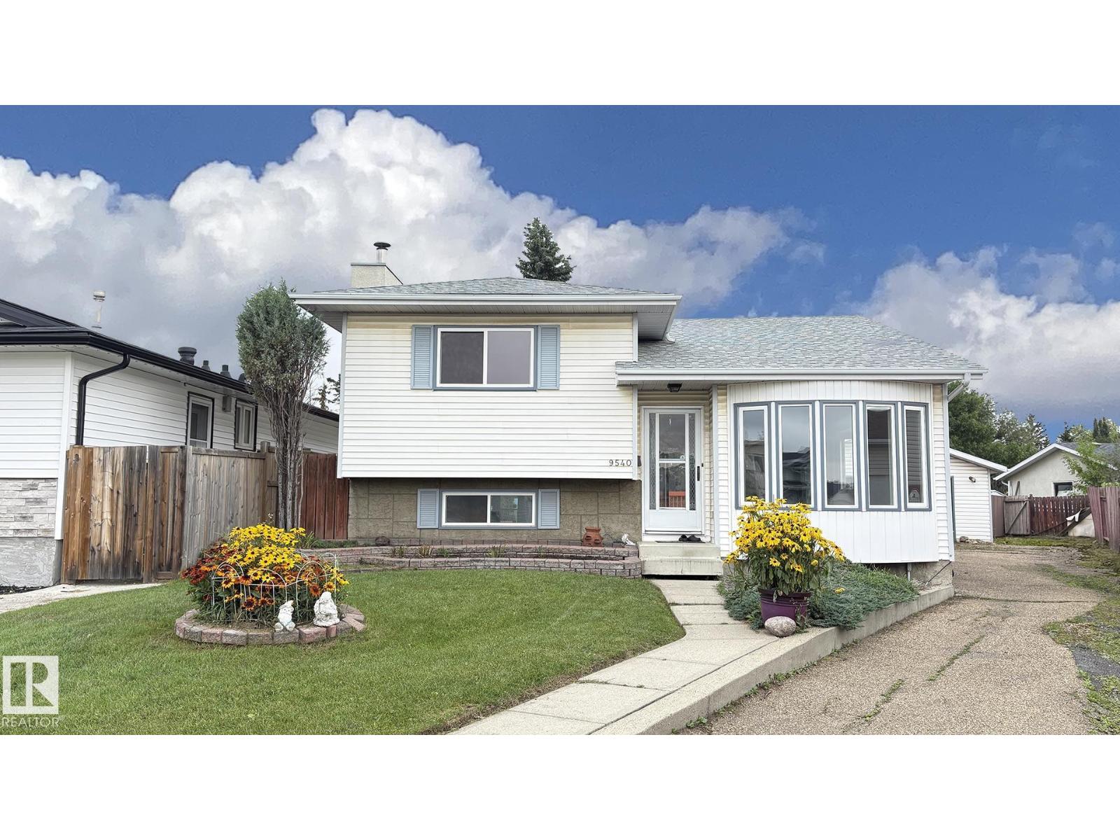9540 178 AV NW, Edmonton, Alberta
