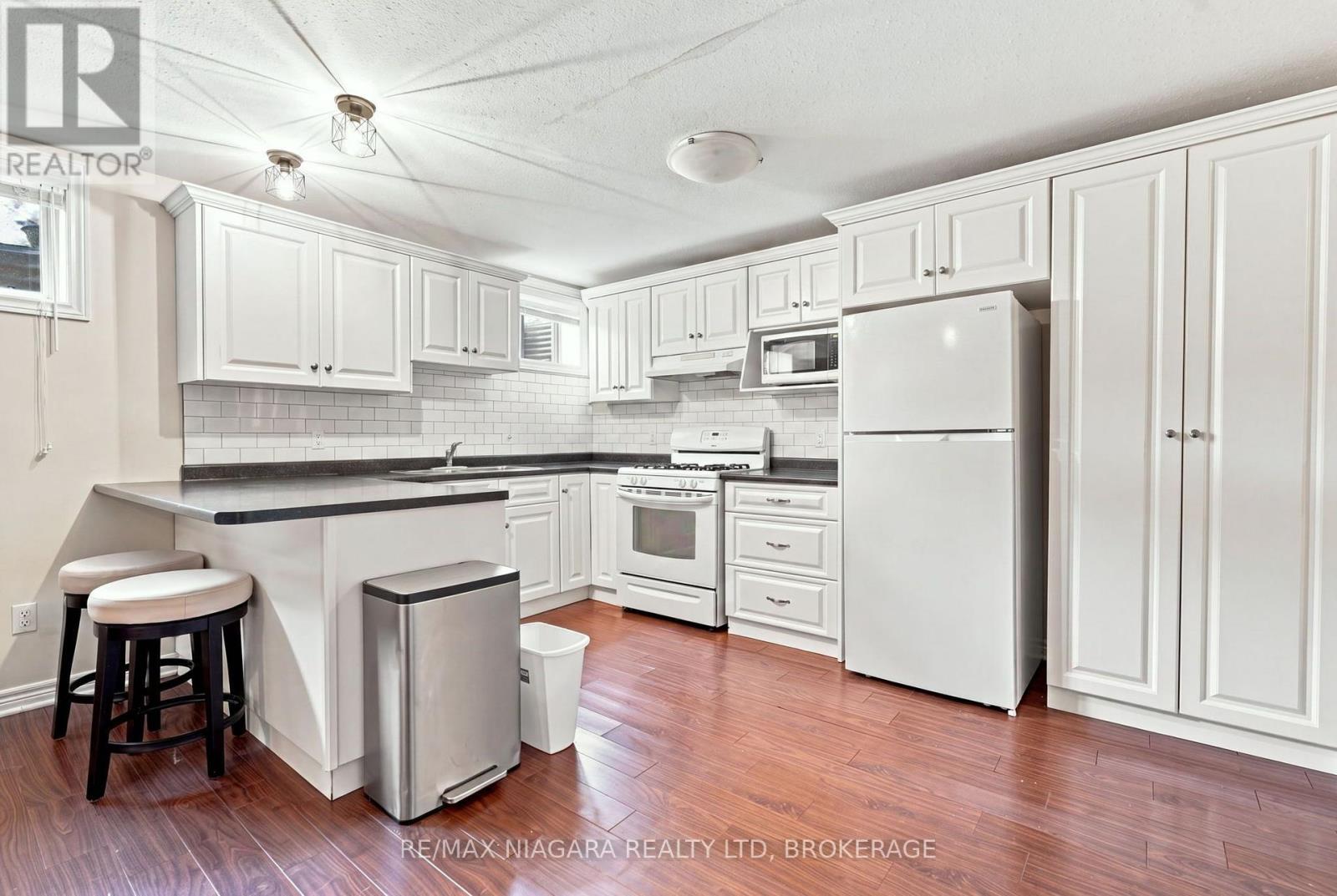 1025 Pelham Road, St. Catharines, Ontario  L2S 4E4 - Photo 27 - X13751412