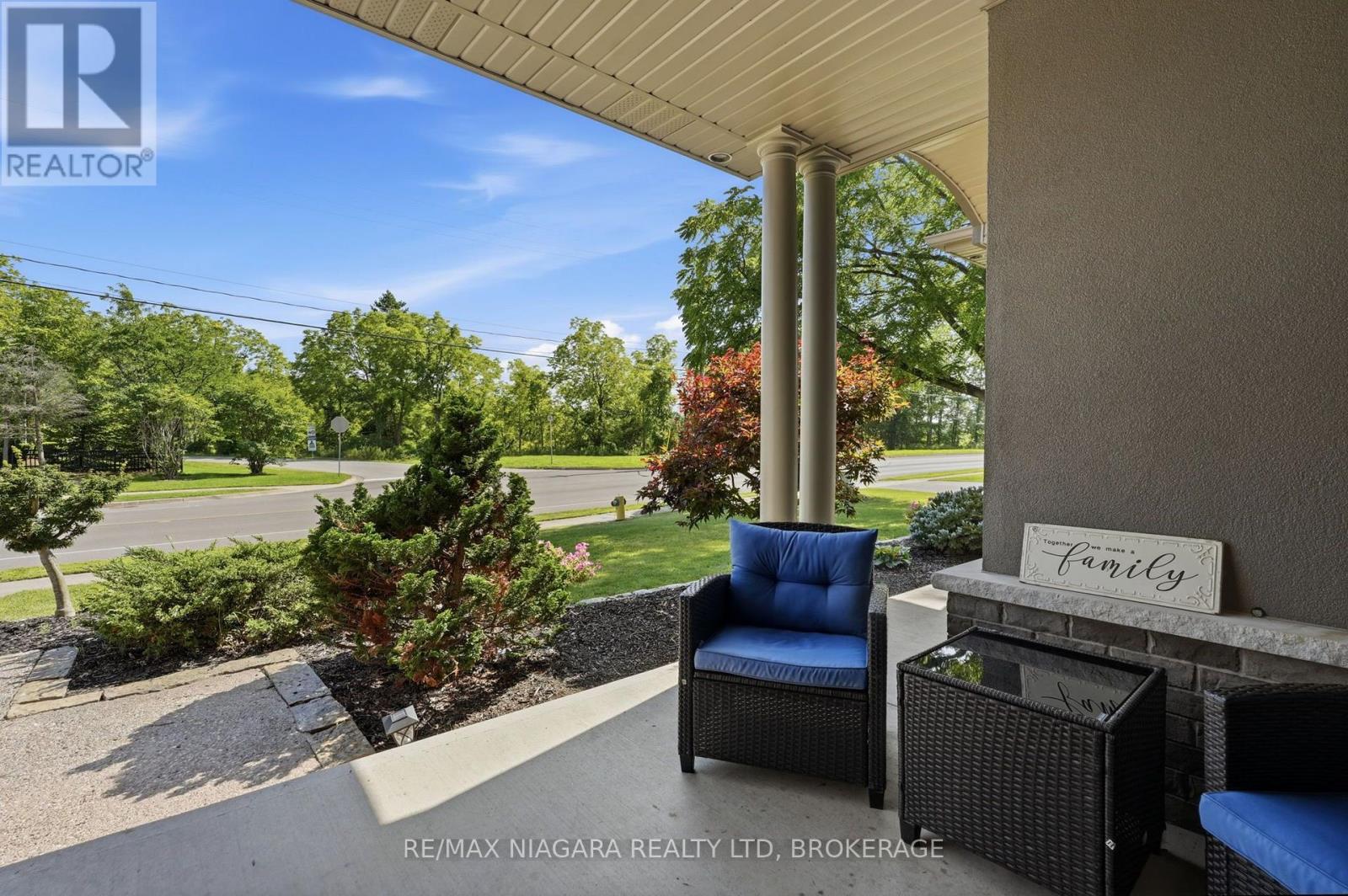 1025 Pelham Road, St. Catharines, Ontario  L2S 4E4 - Photo 4 - X13751412