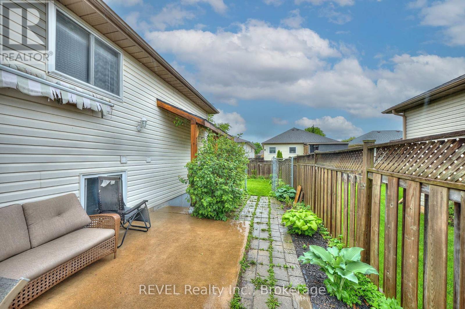 28 Quaker Road, Welland, Ontario  L3C 7K7 - Photo 13 - X13751428