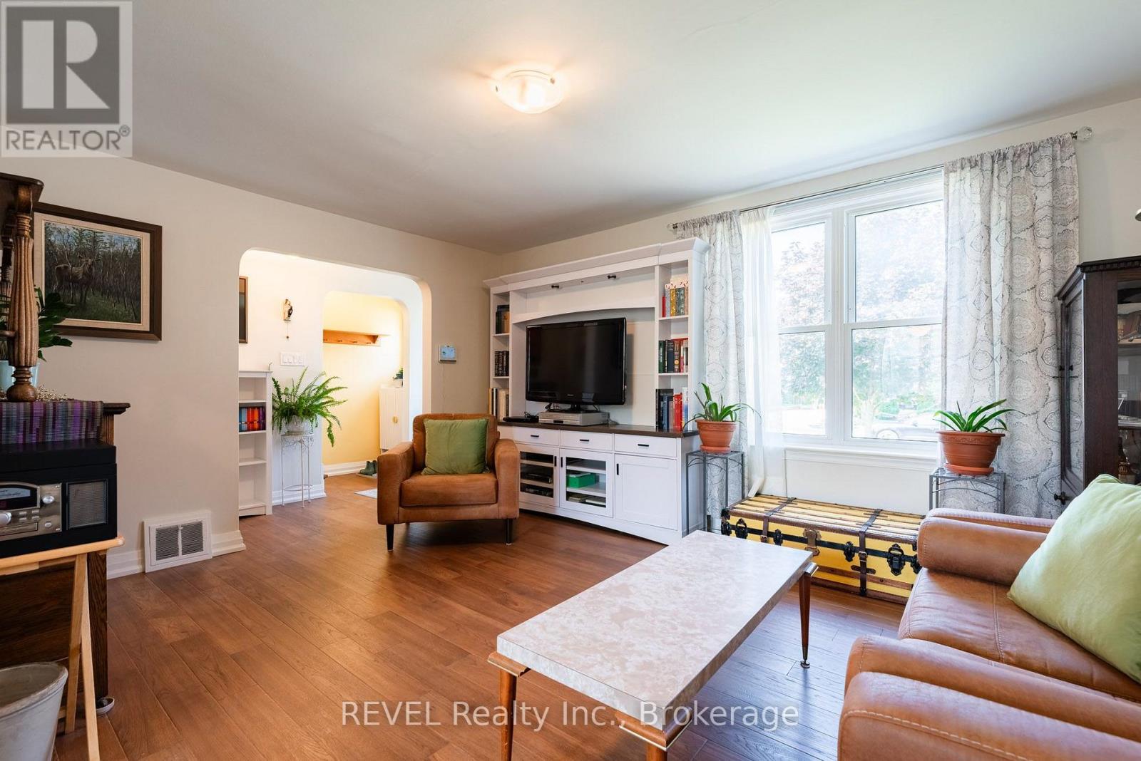 5682 Hanan Avenue, Niagara Falls, Ontario  L2G 4E6 - Photo 9 - X13751474