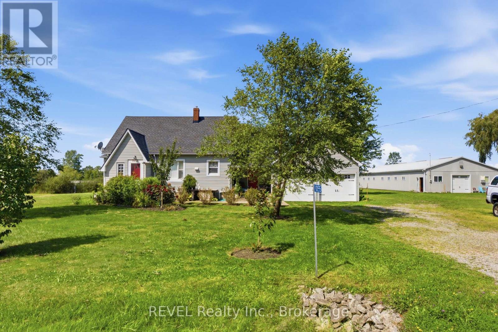 1055 Burger Road, Fort Erie, Ontario  L0S 1N0 - Photo 2 - X13751484