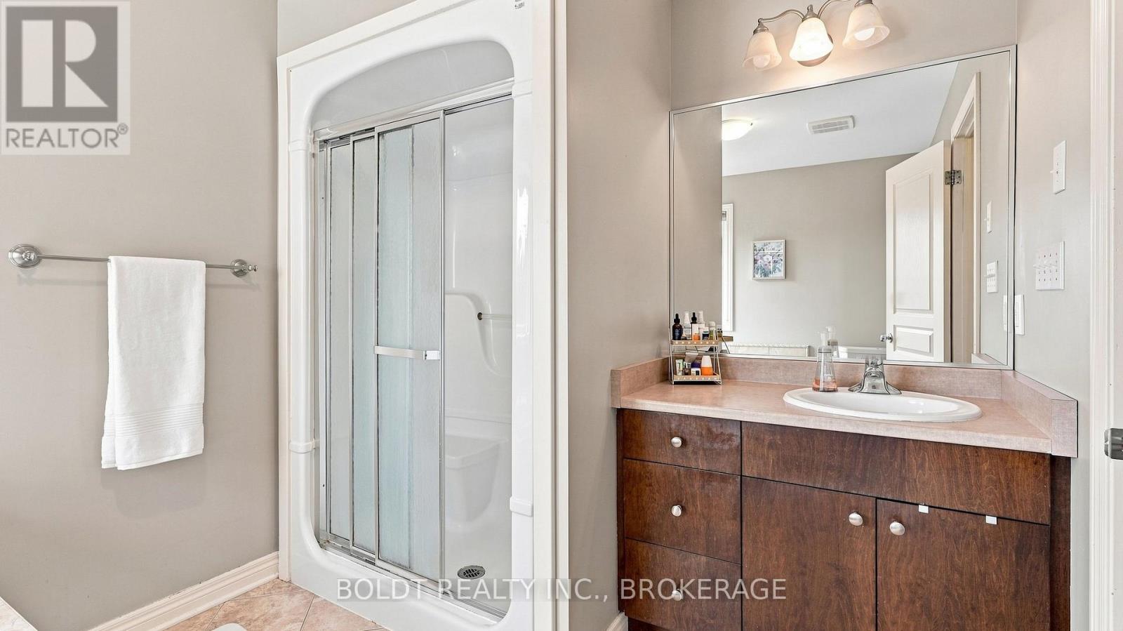 4 Arlene Street, St. Catharines, Ontario  L2S 4C9 - Photo 25 - X13751550