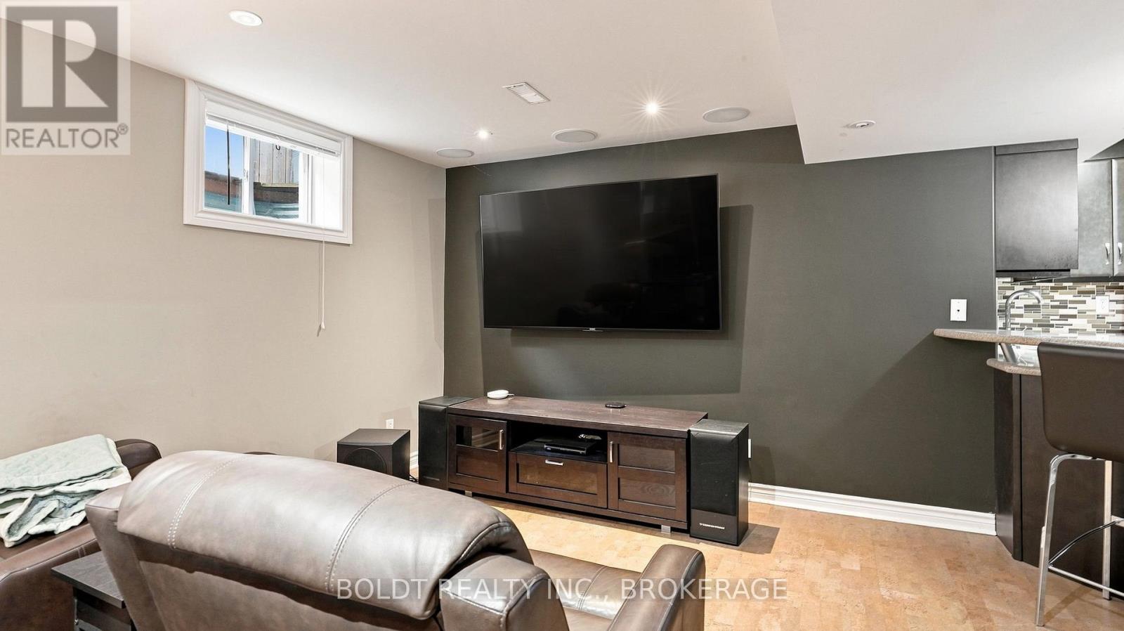 4 Arlene Street, St. Catharines, Ontario  L2S 4C9 - Photo 35 - X13751550