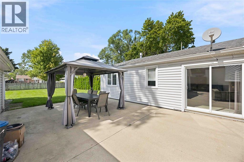 1211 Giffel Road, Sarnia, Ontario N7S 3K3 - Photo 42 - 26021545
