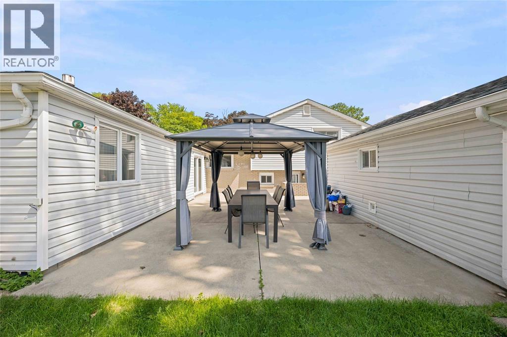 1211 Giffel Road, Sarnia, Ontario N7S 3K3 - Photo 45 - 26021545