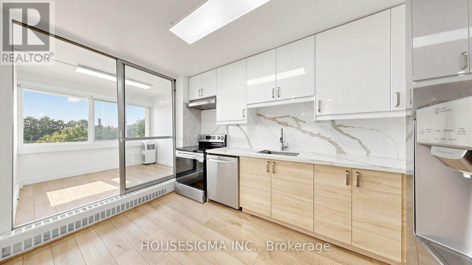305 - 725 Don Mills Road, Toronto, Ontario  M3C 1S6 - Photo 10 - C13751436