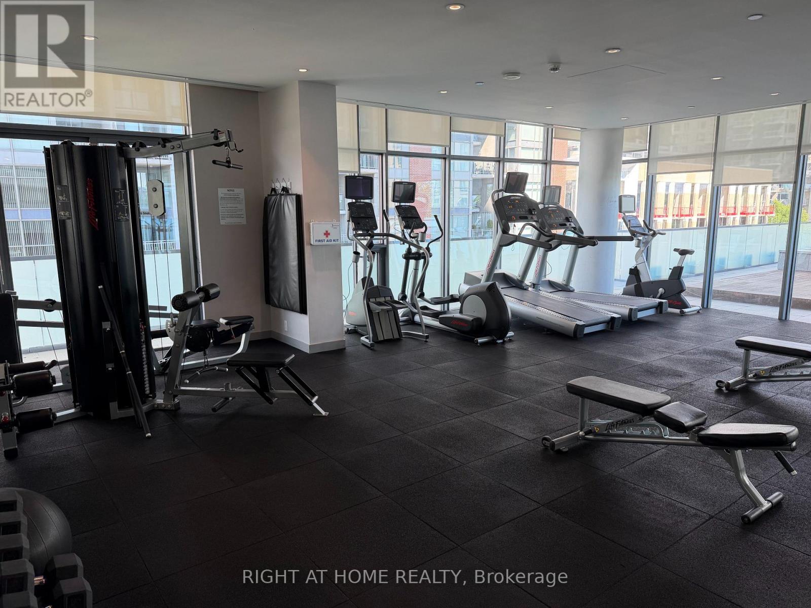704 - 1815 Yonge Street, Toronto, Ontario  M4T 2A4 - Photo 23 - C13751452