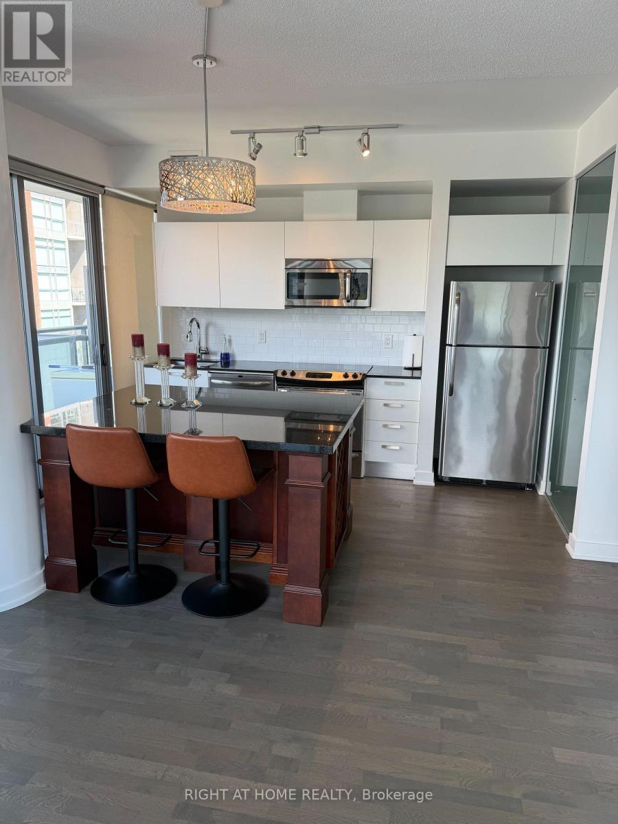 704 - 1815 Yonge Street, Toronto, Ontario  M4T 2A4 - Photo 7 - C13751452