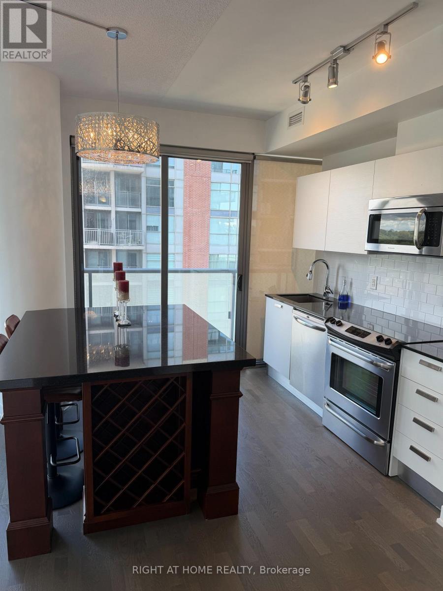 704 - 1815 Yonge Street, Toronto, Ontario  M4T 2A4 - Photo 9 - C13751452