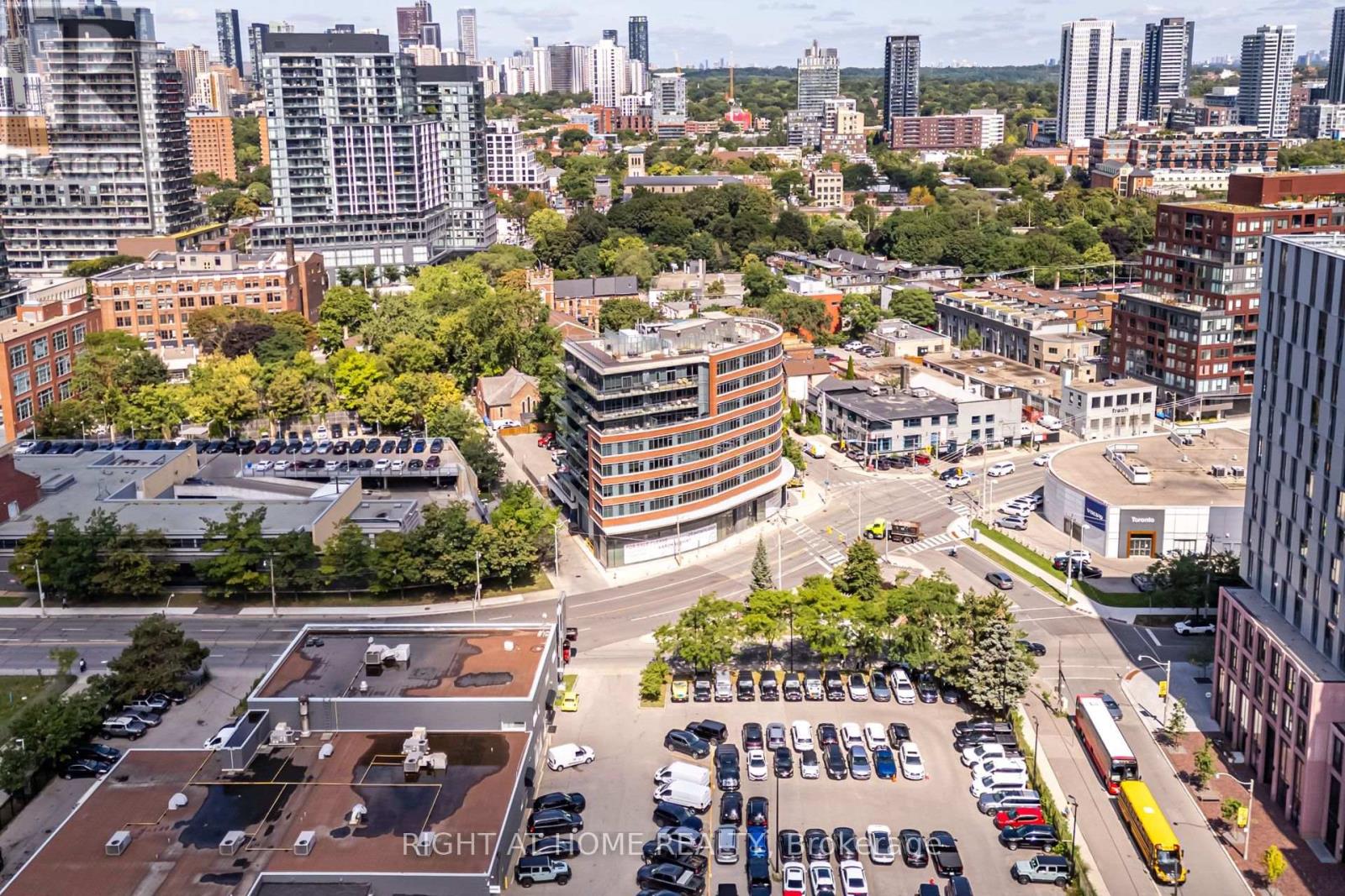 805 - 90 Trinity Street, Toronto, Ontario M5A 0E4 - Photo 32 - C13751536