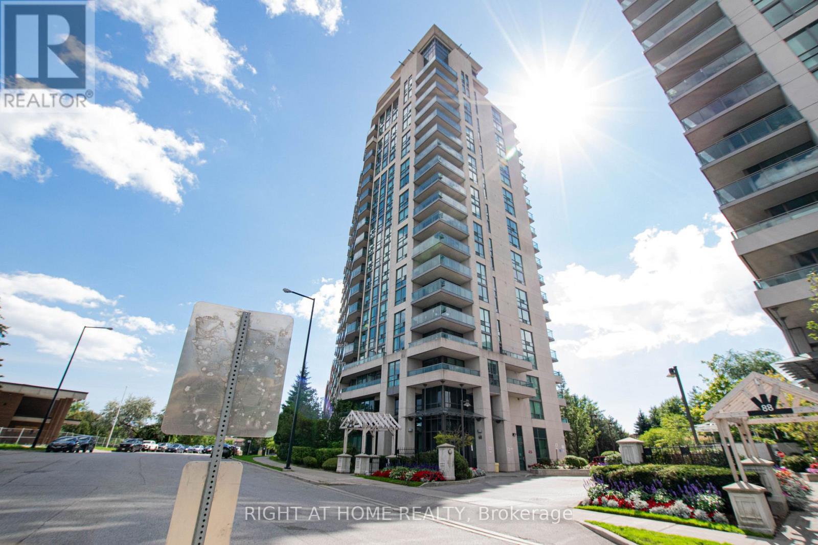 1901 - 68 GRANGEWAY AVENUE, Toronto, Ontario