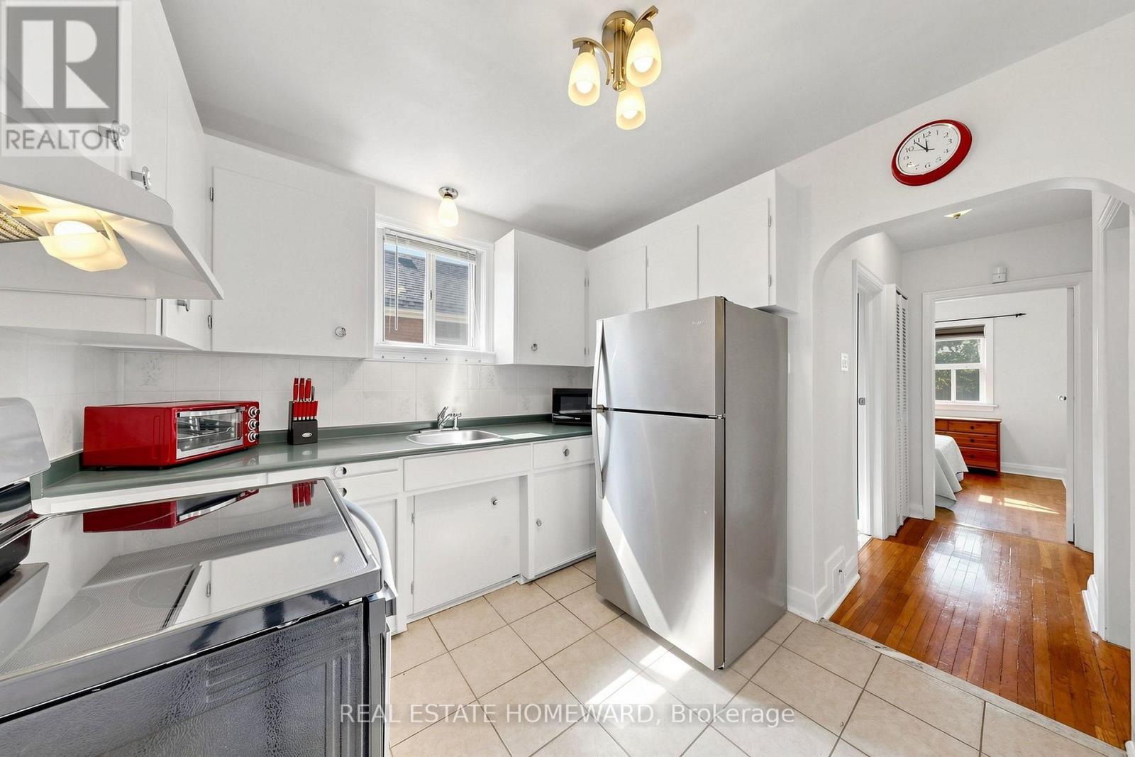 120 Pitt Avenue, Toronto, Ontario  M1L 2R6 - Photo 12 - E13751528