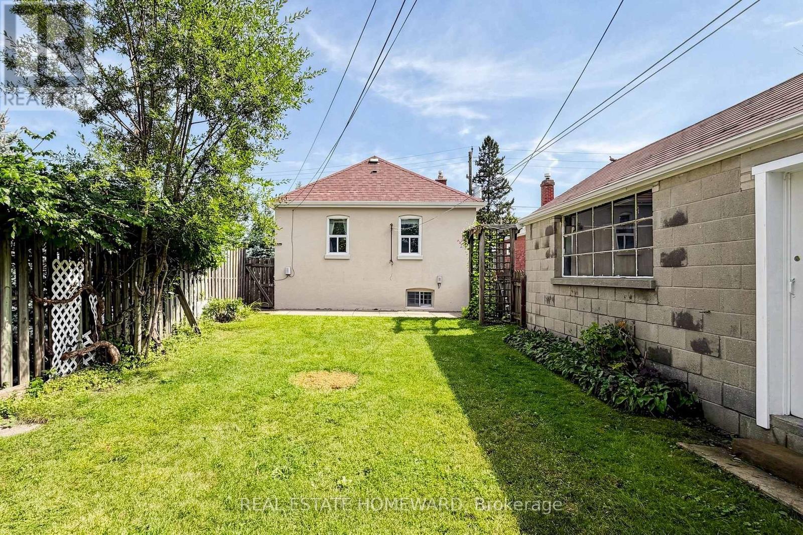 120 Pitt Avenue, Toronto, Ontario  M1L 2R6 - Photo 35 - E13751528