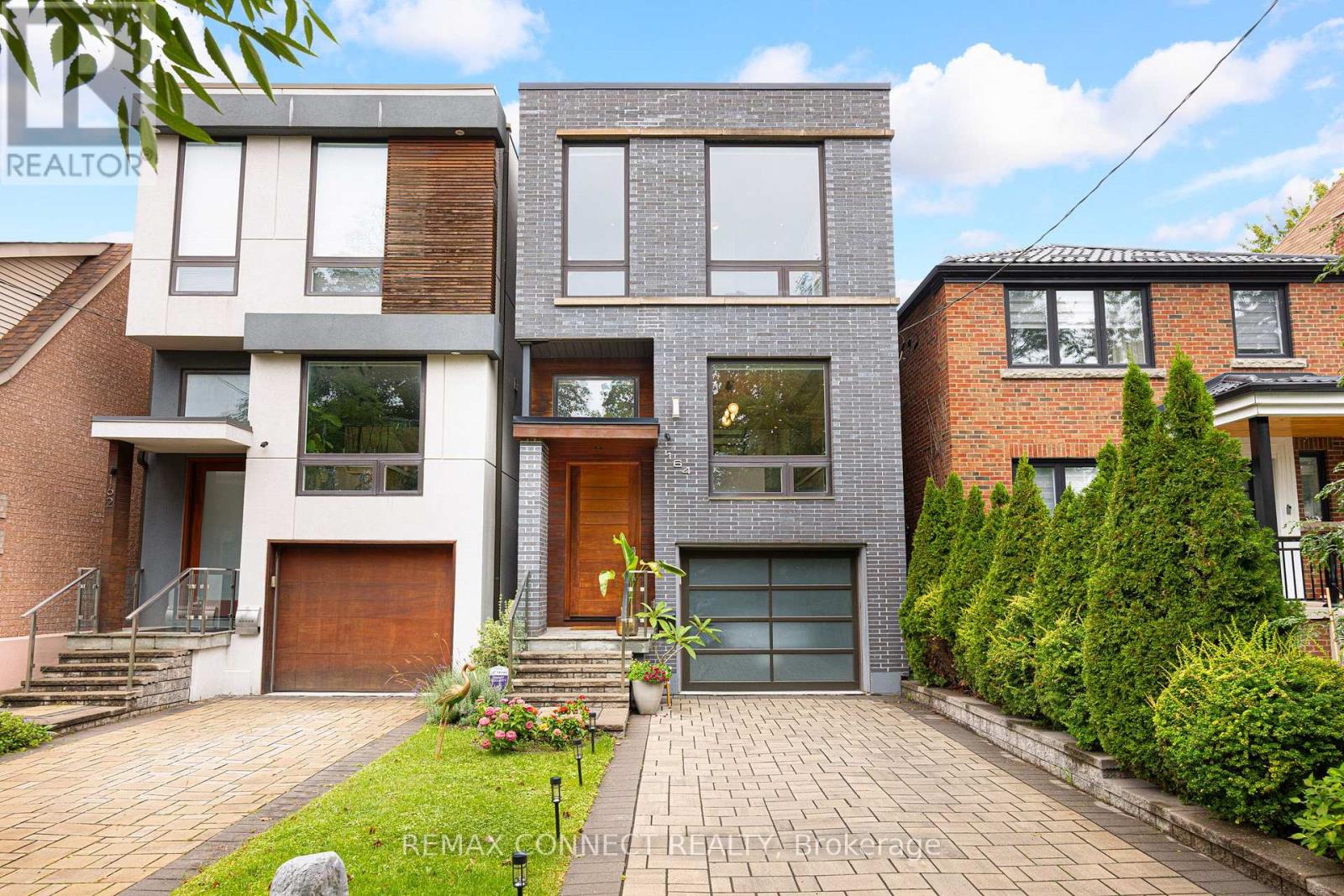 164 Aldwych Avenue, Toronto, Ontario M4J 1X6 - Photo 1 - E13751556