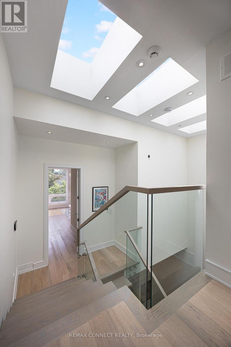 164 Aldwych Avenue, Toronto, Ontario M4J 1X6 - Photo 32 - E13751556