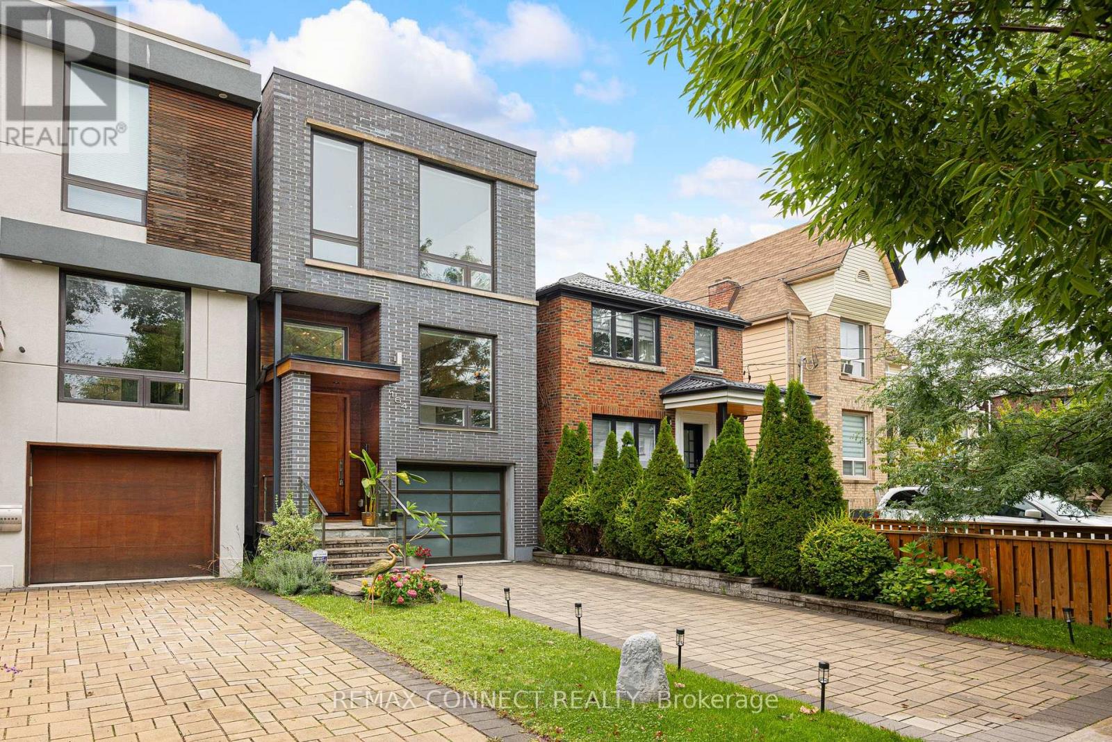 164 Aldwych Avenue, Toronto, Ontario M4J 1X6 - Photo 49 - E13751556