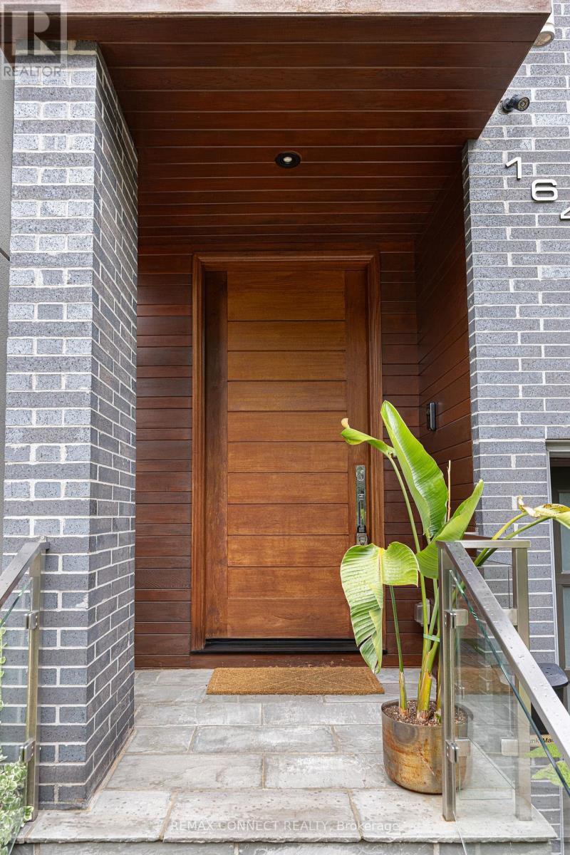 164 Aldwych Avenue, Toronto, Ontario M4J 1X6 - Photo 50 - E13751556