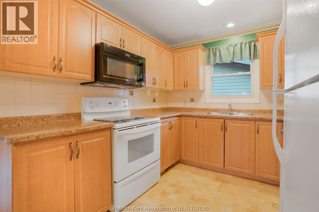 15 Monarch Drive, Chatham, Ontario  N7L 5G6 - Photo 11 - 26021764