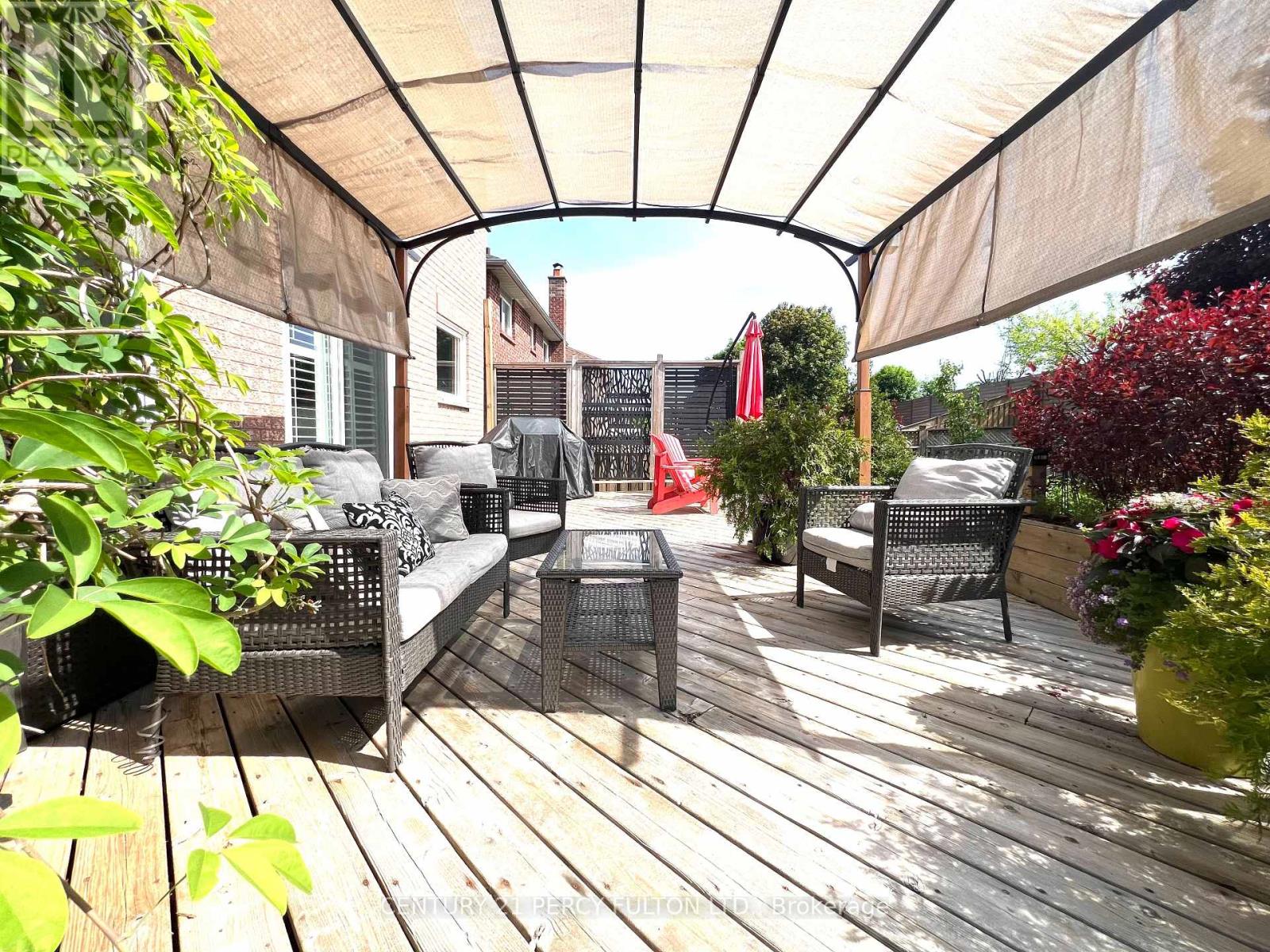 84 Loraview Lane, Aurora, Ontario  L4G 6N5 - Photo 24 - N13751470