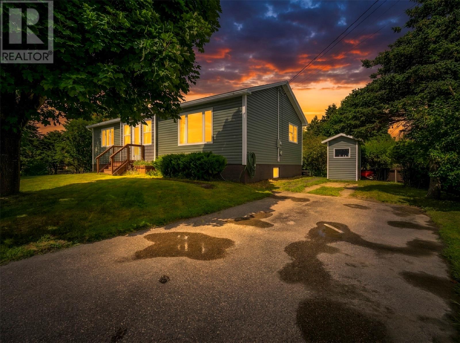 12 New Road Hill, Bay Roberts — photo 2