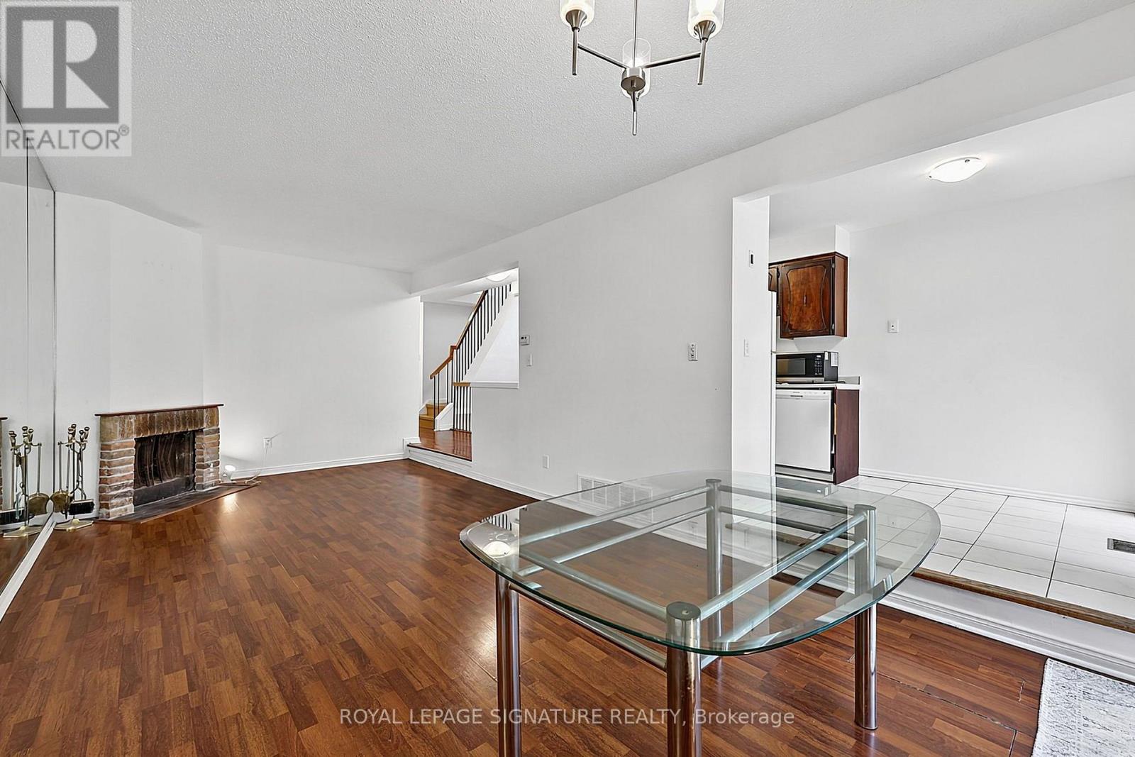 5950 Chidham Crescent, Mississauga, Ontario  L5N 2R9 - Photo 15 - W13751456