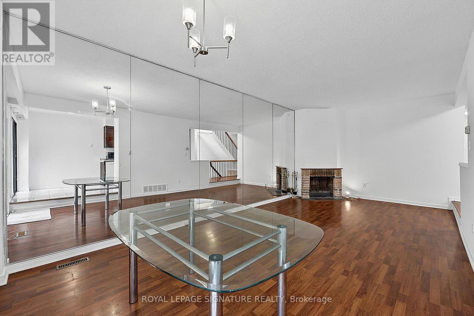 5950 Chidham Crescent, Mississauga, Ontario  L5N 2R9 - Photo 16 - W13751456