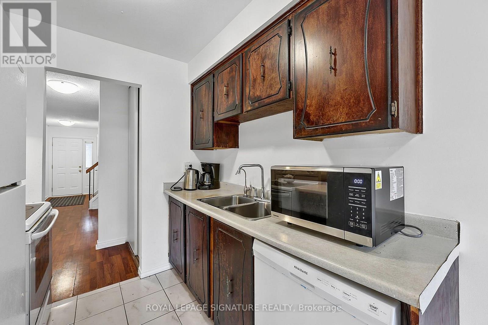 5950 Chidham Crescent, Mississauga, Ontario  L5N 2R9 - Photo 20 - W13751456