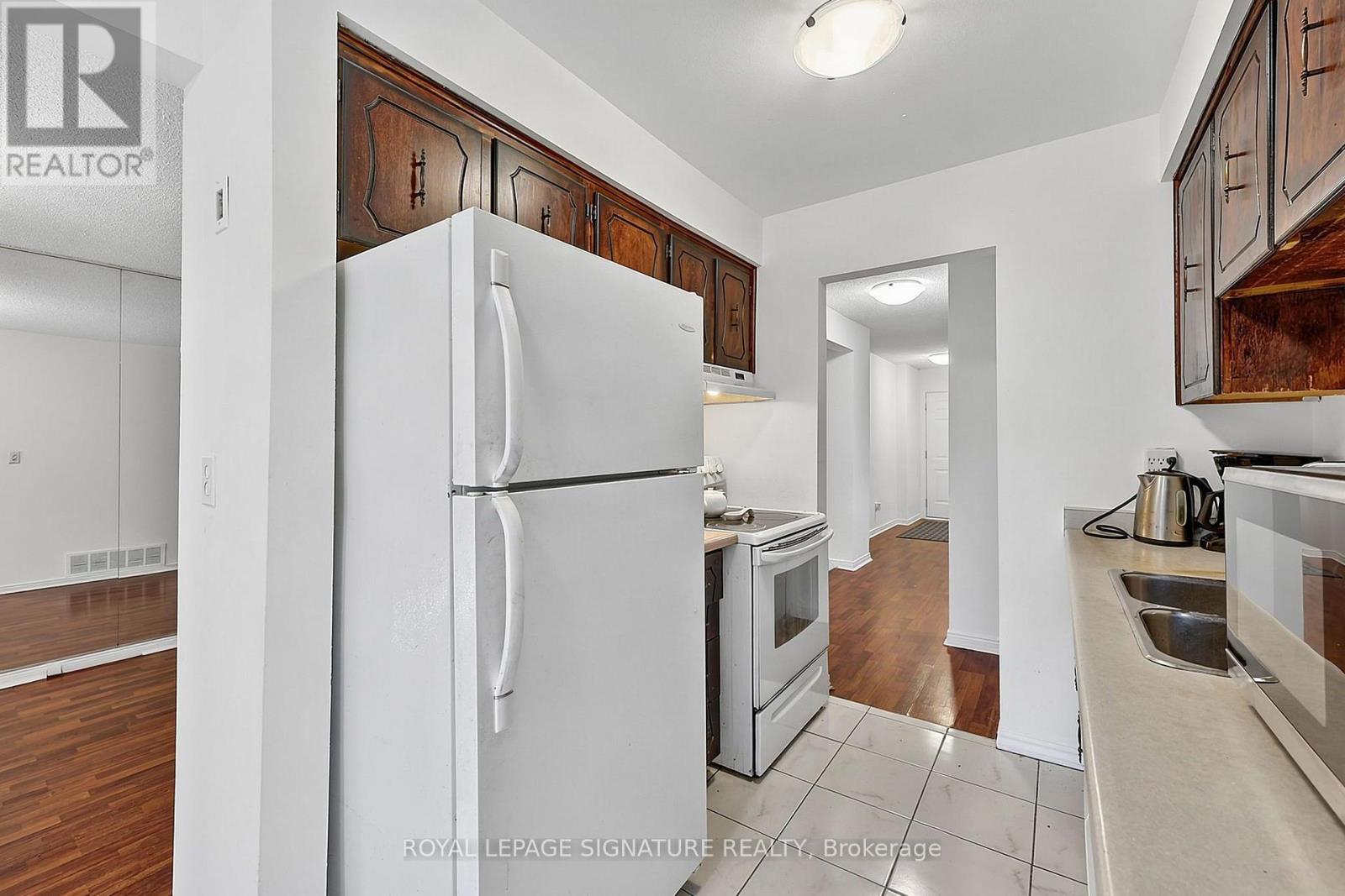 5950 Chidham Crescent, Mississauga, Ontario  L5N 2R9 - Photo 21 - W13751456
