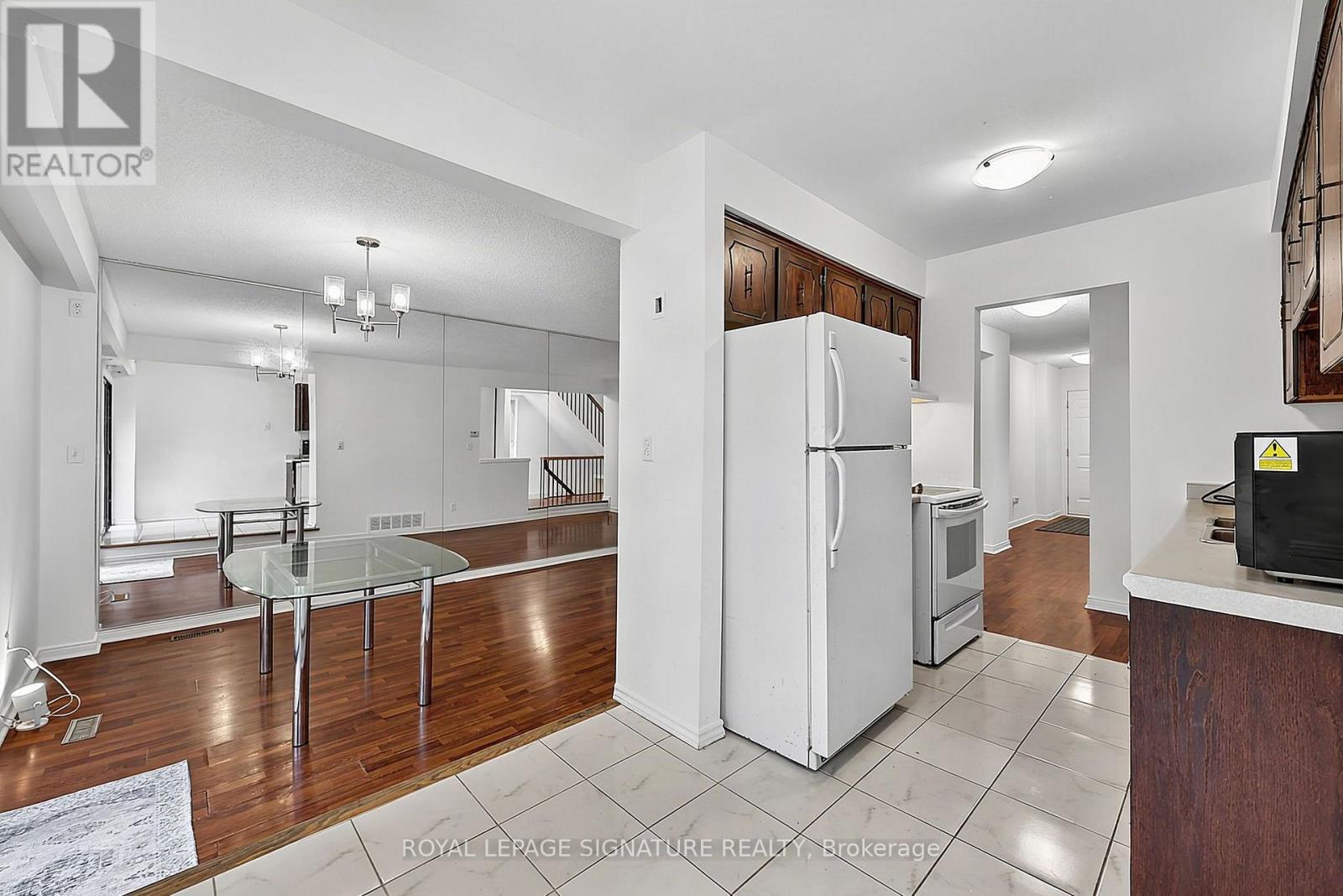 5950 Chidham Crescent, Mississauga, Ontario  L5N 2R9 - Photo 23 - W13751456